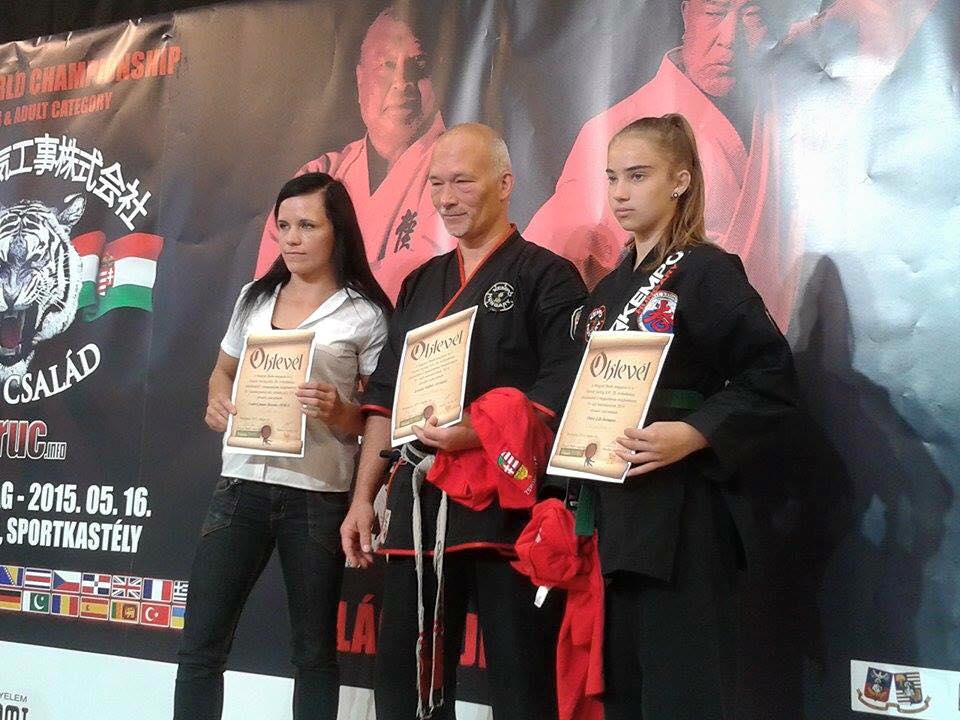 cseh lantos. renata lovasz gabor odor lilibalrol jobbra